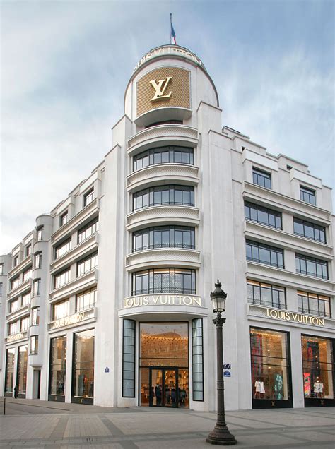 louis vuitton paris store closing|Louis Vuitton champs elysee.